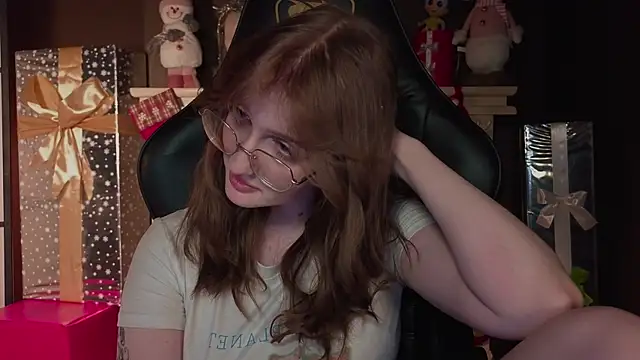 Snapshot of ELLIEJAY chatting on 12-05-24, 02:31 ELLIEJAY online show from 12-05-24, 02:31