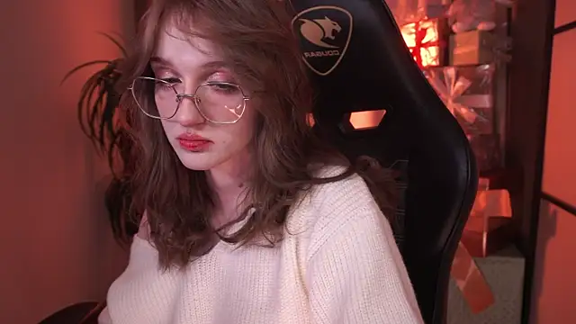 Snapshot of ELLIEJAY chatting on 12-05-24, 08:22 ELLIEJAY online show from 12-05-24, 08:22