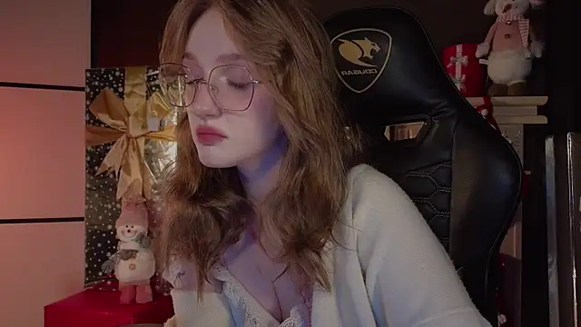 Snapshot of ELLIEJAY chatting on 12-11-24, 08:18 ELLIEJAY online show from 12-11-24, 08:18