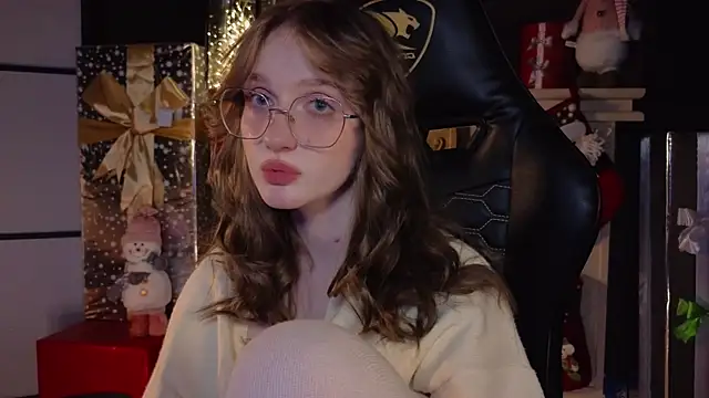 Snapshot of ELLIEJAY chatting on 12-11-24, 11:21 ELLIEJAY online show from 12-11-24, 11:21