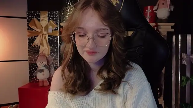 Snapshot of ELLIEJAY chatting on 12-16-24, 02:57 ELLIEJAY online show from 12-16-24, 02:57