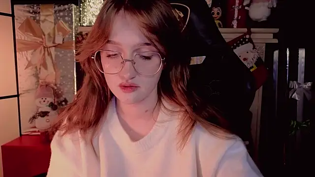 Snapshot of ELLIEJAY chatting on 12-18-24, 11:30 ELLIEJAY online show from 12-18-24, 11:30