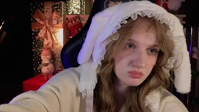 Snapshot of ELLIEJAY chatting on 12-21-24, 02:52 ELLIEJAY online show from 12-21-24, 02:52