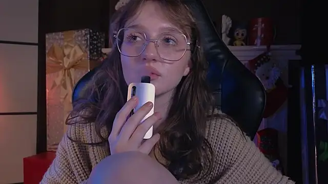 Snapshot of ELLIEJAY chatting on 12-29-24, 02:27 ELLIEJAY online show from 12-29-24, 02:27