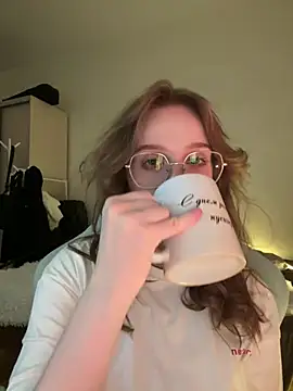 Snapshot of ELLIEJAY chatting on 01-12-25, 02:35 ELLIEJAY online show from 01-12-25, 02:35