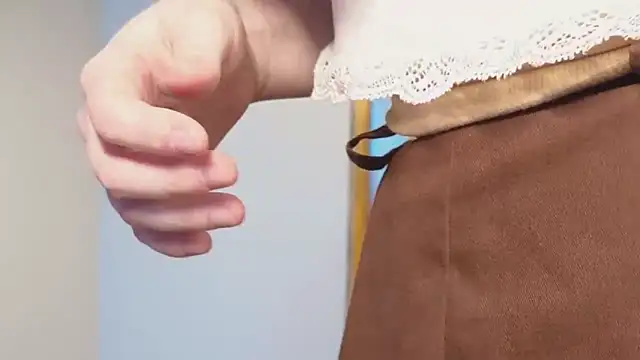 Snapshot of ELLIEJAY chatting on 01-22-25, 08:28 ELLIEJAY online show from 01-22-25, 08:28