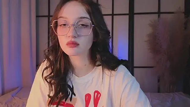 Snapshot of ELLIEJAY chatting on 01-30-25, 08:21 ELLIEJAY online show from 01-30-25, 08:21