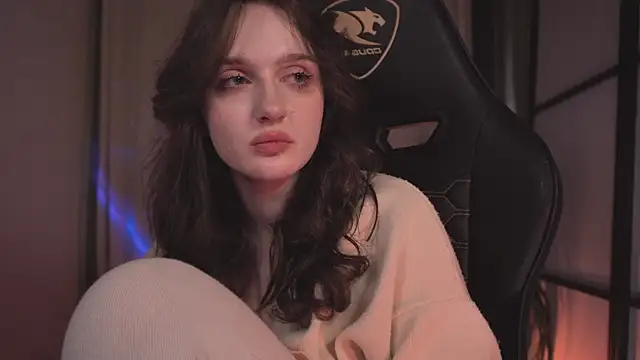 Snapshot of ELLIEJAY chatting on 02-15-25, 11:47 ELLIEJAY online show from 02-15-25, 11:47