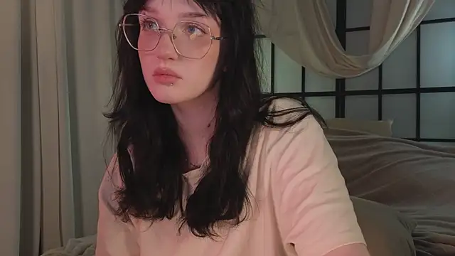 Snapshot of ELLIEJAY chatting on 09-26-25, 08:13 ELLIEJAY online show from 09-26-25, 08:13