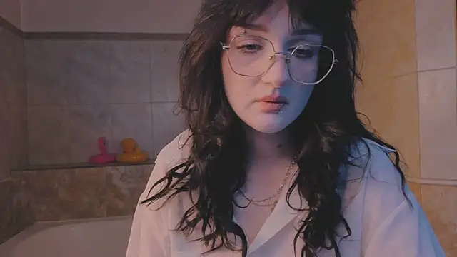 Snapshot of ELLIEJAY chatting on 10-10-25, 05:28 ELLIEJAY online show from 10-10-25, 05:28