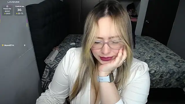 Valentina St online show from 10-11-25, 08:57