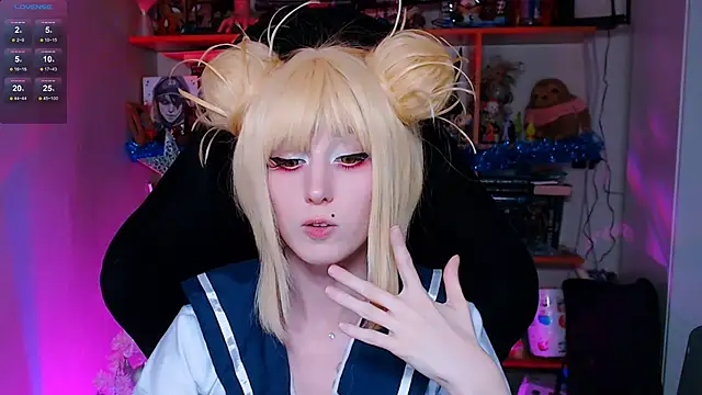 Snapshot of ohclementine chatting on 12-17-24, 01:38 ohclementine online show from 12-17-24, 01:38