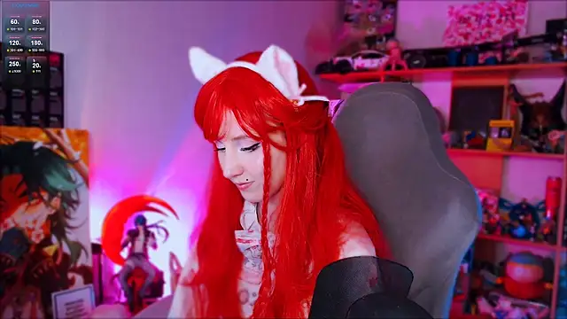 Snapshot of ohclementine chatting on 02-19-25, 10:34 ohclementine online show from 02-19-25, 10:34