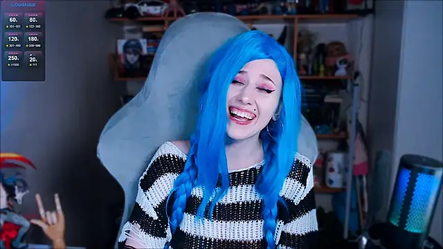 Snapshot of ohclementine chatting on 02-28-25, 10:09 ohclementine online show from 02-28-25, 10:09