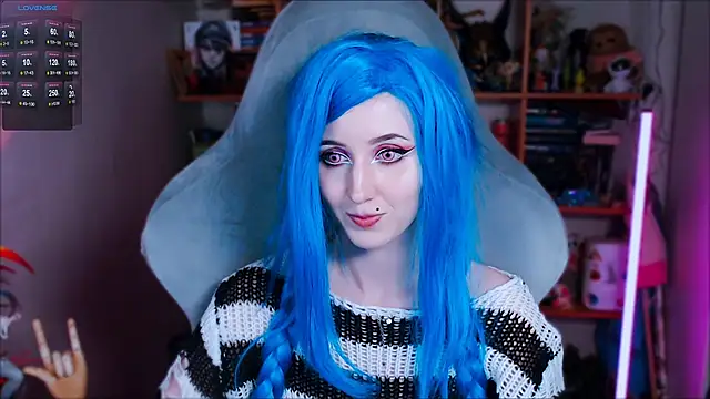 Snapshot of ohclementine chatting on 03-06-25, 09:03 ohclementine online show from 03-06-25, 09:03