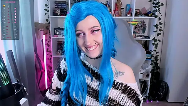 Snapshot of ohclementine chatting on 09-16-25, 09:10 ohclementine online show from 09-16-25, 09:10