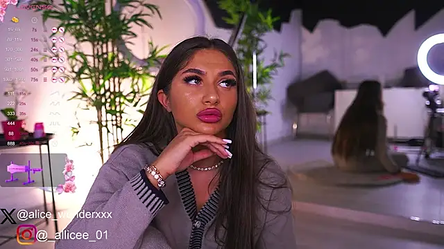 VanessaSimon online show from 02-08-25, 06:12