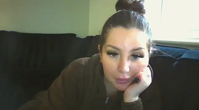 Snapshot of magical_mia chatting on 01-23-25, 03:01 magical mia online show from 01-23-25, 03:01