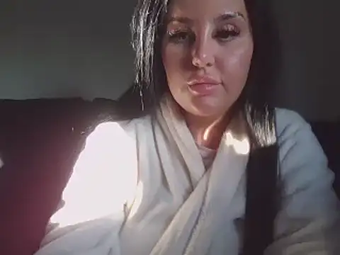 Snapshot of magical_mia chatting on 03-03-25, 03:53 magical mia online show from 03-03-25, 03:53