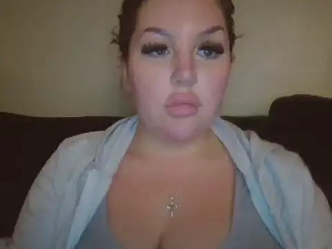 Snapshot of magical_mia chatting on 03-15-25, 07:59 magical mia online show from 03-15-25, 07:59