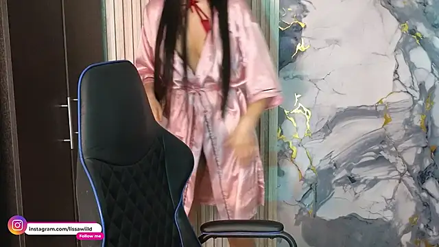 LissaWiild online show from 04-21-26, 01:42