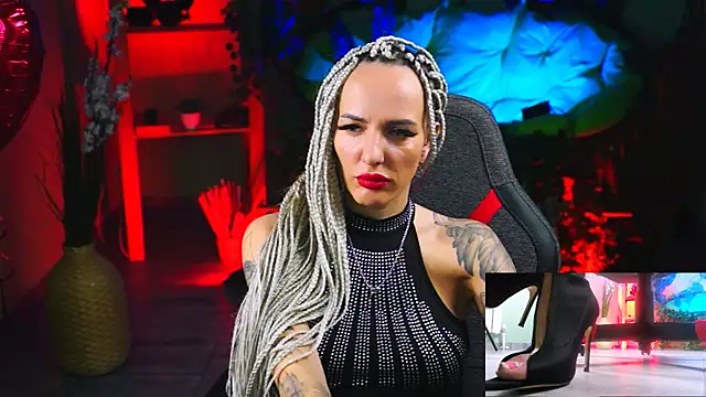 Snapshot of MonicaMaxwel chatting on 02-18-25, 03:10 MonicaMaxwel online show from 02-18-25, 03:10