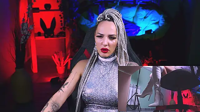 Snapshot of MonicaMaxwel chatting on 02-20-25, 12:36 MonicaMaxwel online show from 02-20-25, 12:36