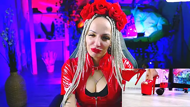 Snapshot of MonicaMaxwel chatting on 03-19-25, 12:01 MonicaMaxwel online show from 03-19-25, 12:01