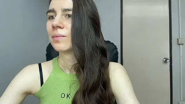 Snapshot of SassyJessi chatting on 05-28-26, 04:10 SassyJessi online show from 05-28-26, 04:10