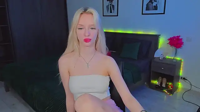 AleksaBlonde online show from 02-16-25, 04:10