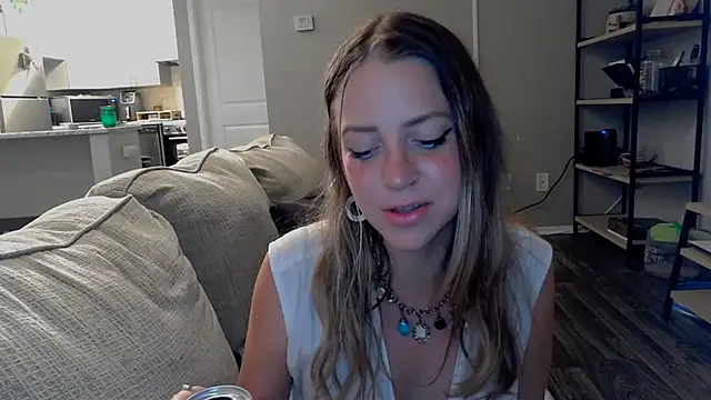 Snapshot of molly_witha_chance chatting on 03-07-25, 12:26 molly witha chance online show from 03-07-25, 12:26