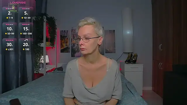 HelgaHimmell online show from 12-04-24, 04:05