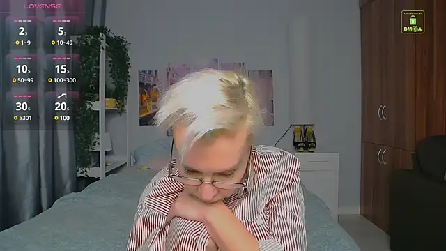 HelgaHimmell online show from 12-12-24, 07:26