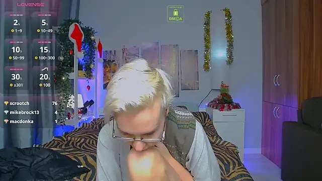 HelgaHimmell online show from 12-23-24, 01:08