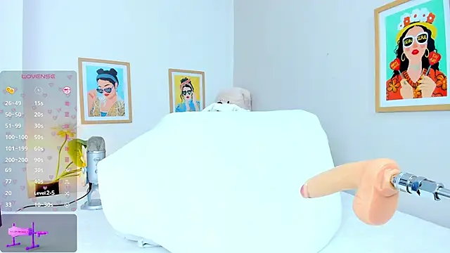 jasminnee  online show from 04-04-26, 01:30