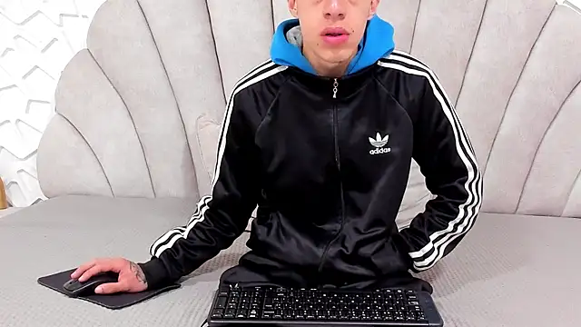 thiago19s online show from 03-12-25, 03:18