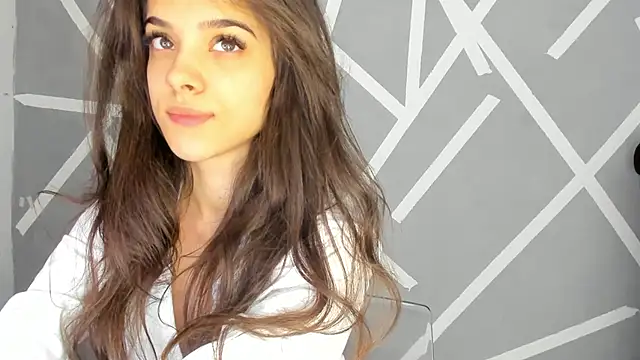 Snapshot of BabyAylin chatting on 01-03-25, 07:49 BabyAylin online show from 01-03-25, 07:49