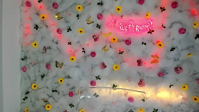 Snapshot of BabyAylin chatting on 01-21-25, 11:46 BabyAylin online show from 01-21-25, 11:46