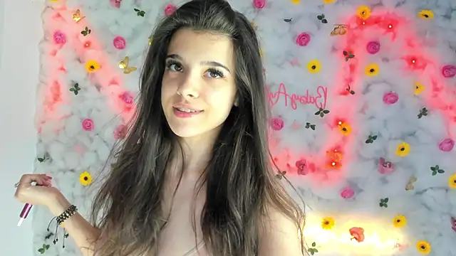 Snapshot of BabyAylin chatting on 02-18-25, 09:21 BabyAylin online show from 02-18-25, 09:21