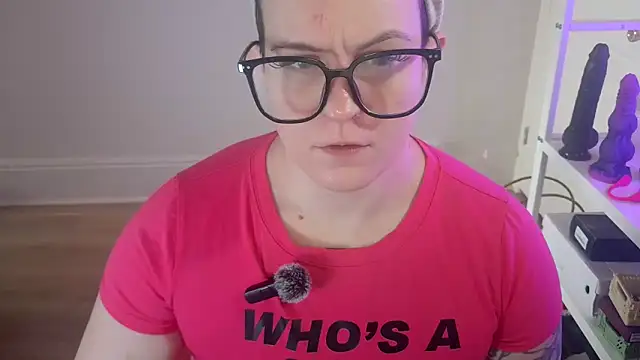 quinnmariexo online show from 02-16-26, 05:20