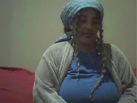 Snapshot of SexxyBoob chatting on 05-22-26, 12:07 SexxyBoob online show from 05-22-26, 12:07