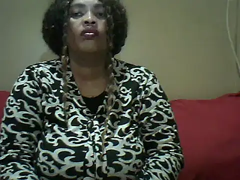 Snapshot of SexxyBoob chatting on 06-06-26, 12:27 SexxyBoob online show from 06-06-26, 12:27