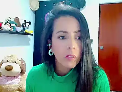 Snapshot of ella_peck chatting on 12-22-24, 04:17 ella peck online show from 12-22-24, 04:17