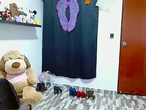 Snapshot of ella_peck chatting on 01-02-25, 03:48 ella peck online show from 01-02-25, 03:48