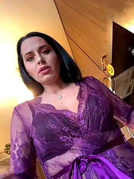 Hotmomcheckk  online show from 12-22-25, 11:40