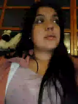 Snapshot of Sophie-hatter chatting on 12-23-24, 01:51 Sophie-hatter online show from 12-23-24, 01:51