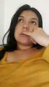 Snapshot of Sophie-hatter chatting on 01-04-25, 12:16 Sophie-hatter online show from 01-04-25, 12:16