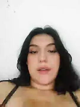 Snapshot of Sophie-hatter chatting on 01-07-25, 01:59 Sophie-hatter online show from 01-07-25, 01:59