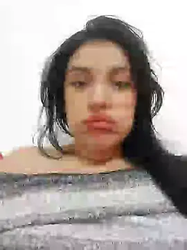 Snapshot of Sophie-hatter chatting on 01-18-25, 02:14 Sophie-hatter online show from 01-18-25, 02:14