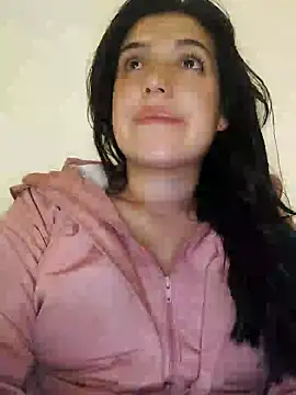 Snapshot of Sophie-hatter chatting on 01-31-25, 01:11 Sophie-hatter online show from 01-31-25, 01:11